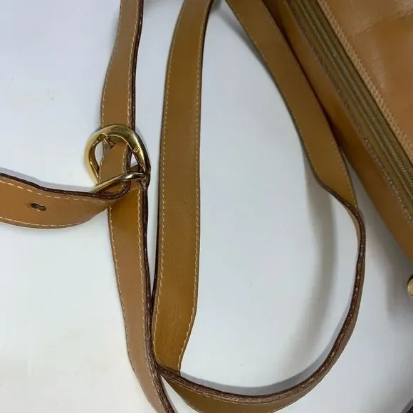 Gucci Tan and Cream Crossbody Bag - Picture 9 of 12